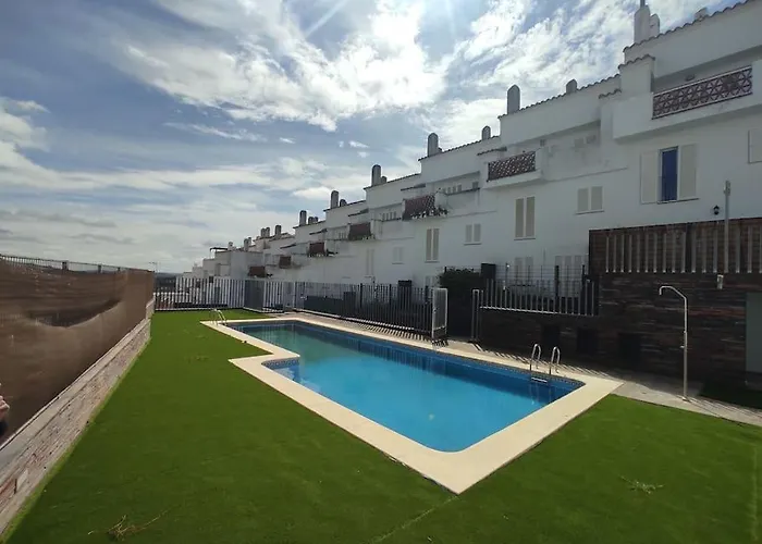 El Zarzal De Segura Сегура-де-Леон