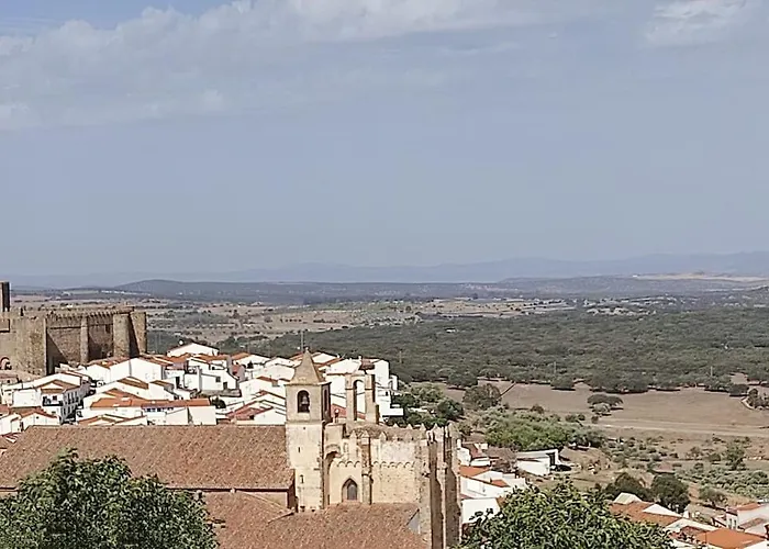 El Zarzal De Segura Segura de León