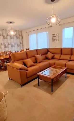 El Zarzal De Segura Tatil Evi Segura de León