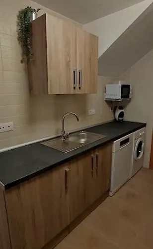 El Zarzal De Segura Сегура-де-Леон